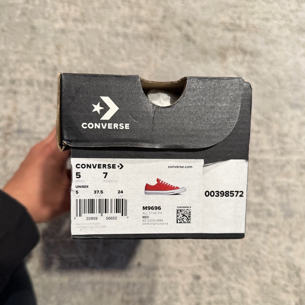 Converse Chuck Taylor All Star Low-Top Sneaker - Red